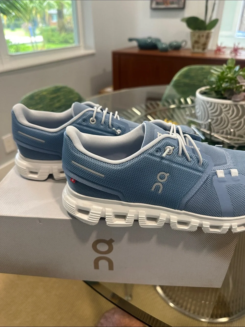 On Running Cloud 6 Men's Sneakers in Light Blue and White